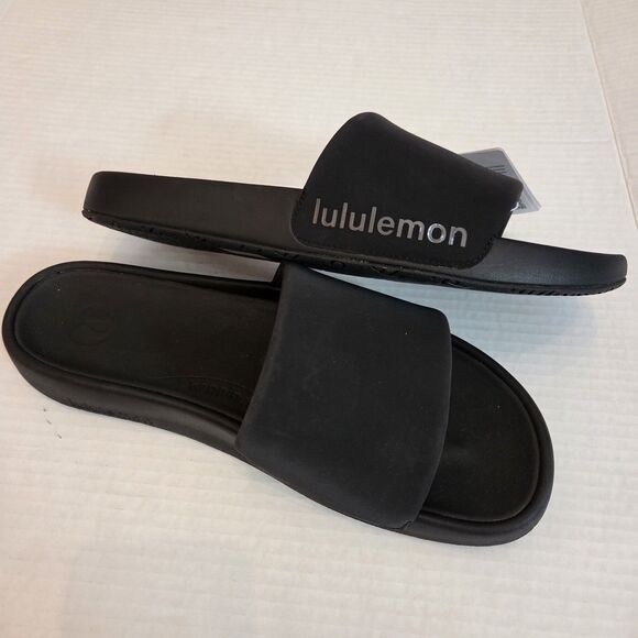 Lululemon Restfeel Sandals Womens Size 11 Slides Black On Black Slip On Beach - Picture 9 of 10